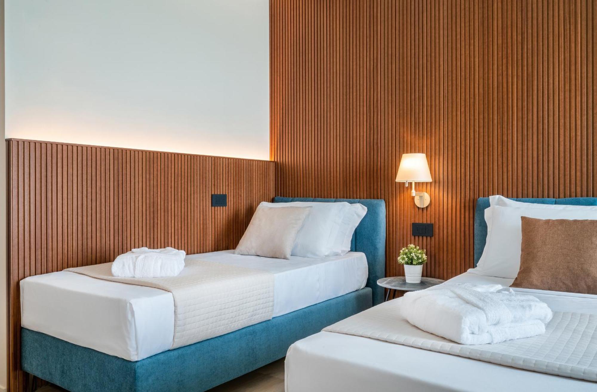 Hotel Universal Каттолика Экстерьер фото
