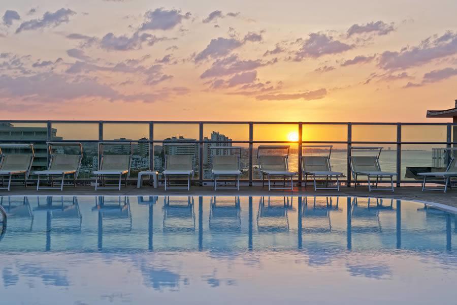 Hotel Universal Каттолика Экстерьер фото
